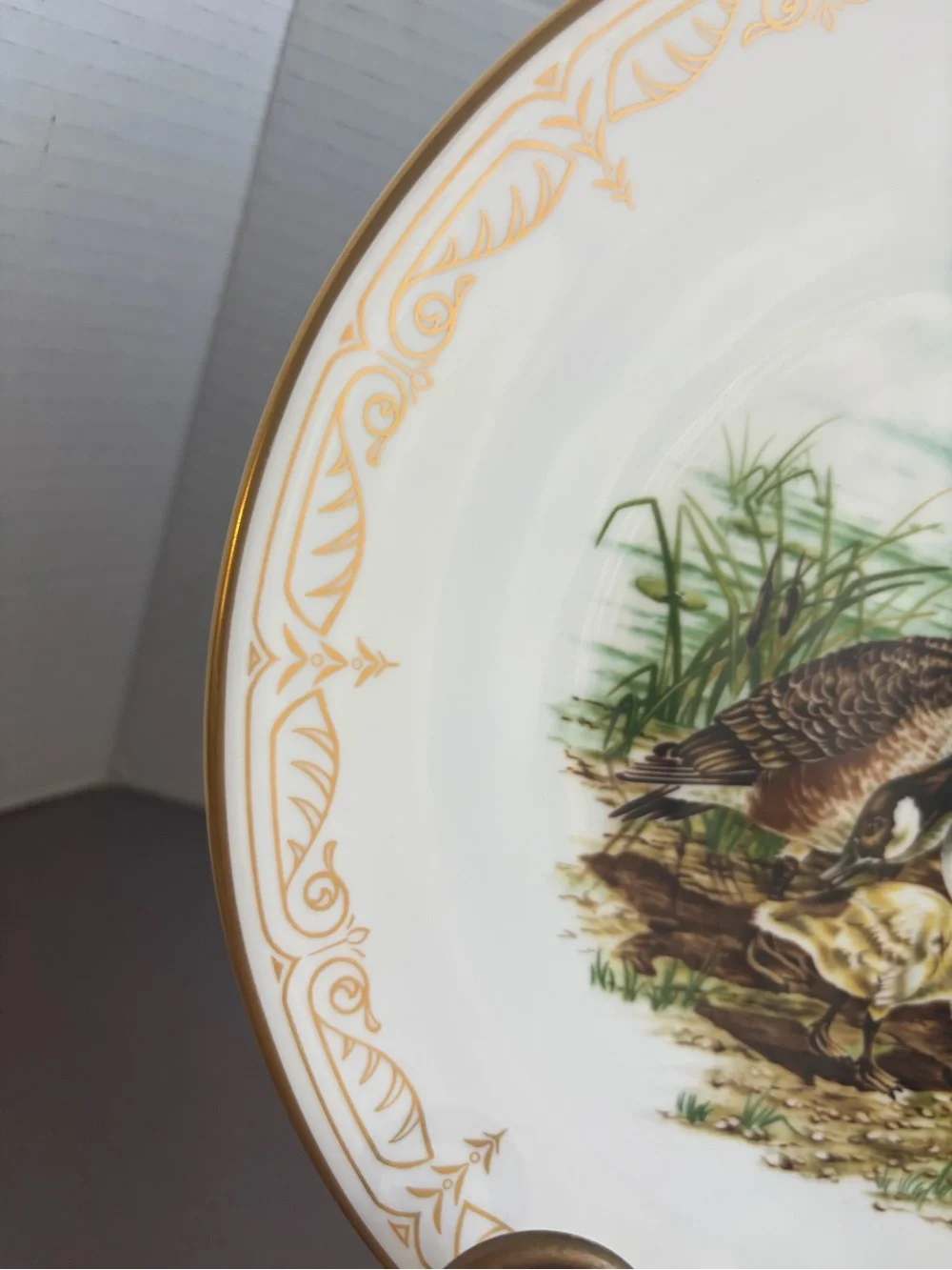 N/A elegant porcelain
